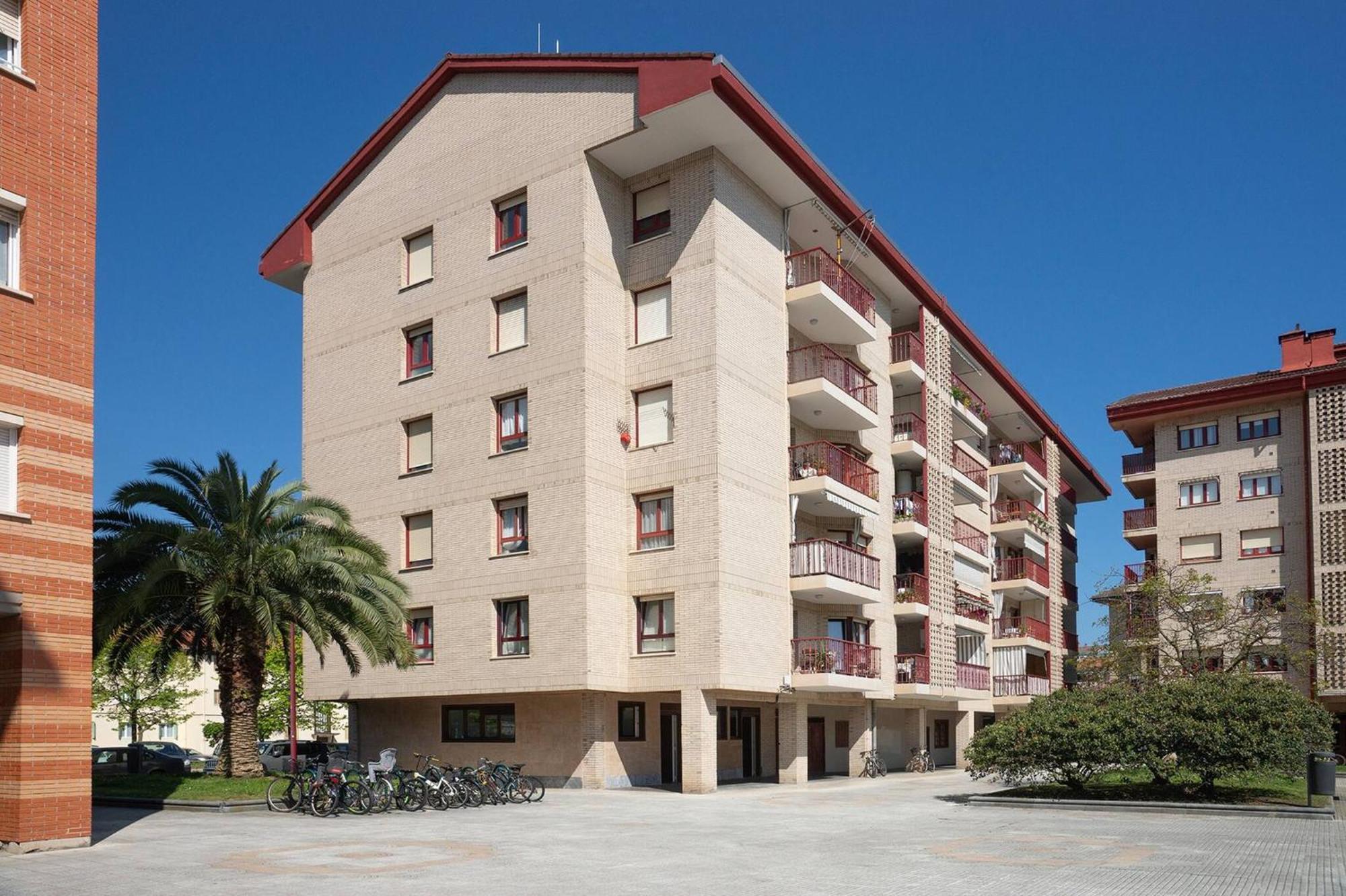 Apartamentos Lurralde Zarautz Extérieur photo
